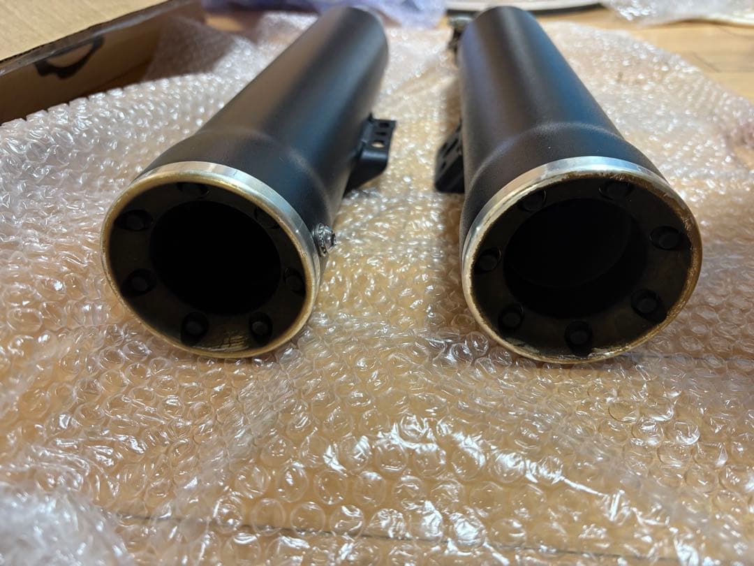 ソフテイル　M8 コブラ（COBRA ）スリップオン マフラー