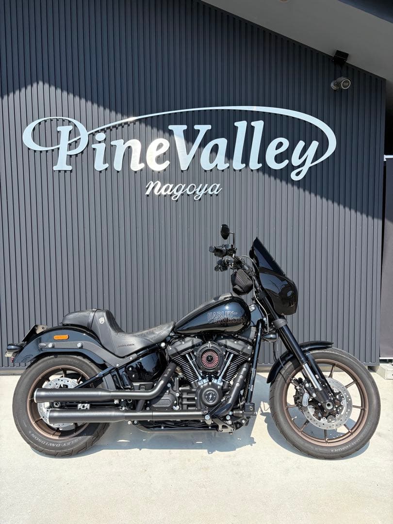 ソフテイル　M8 コブラ（COBRA ）スリップオン マフラー