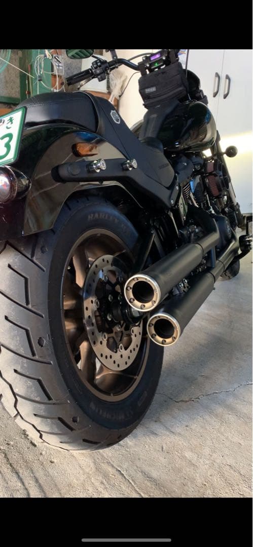 ソフテイル　M8 コブラ（COBRA ）スリップオン マフラー