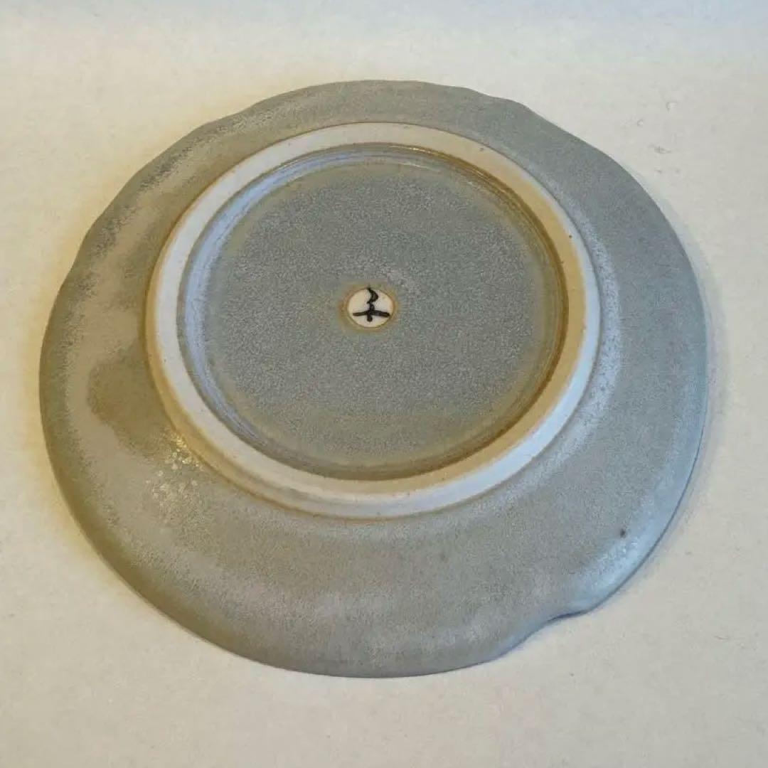 うつわやみたす　つばめと星/カラス