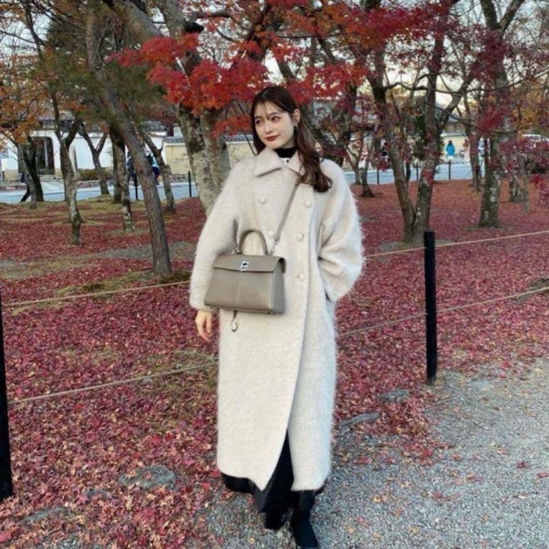 ★期間限定値下★完売品★【定価55,000円】Ameri シャギーコート