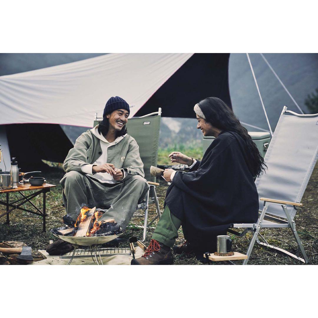 新品　コールマン フォールディングチェアワイド　グレー　2脚セット　オリーブ