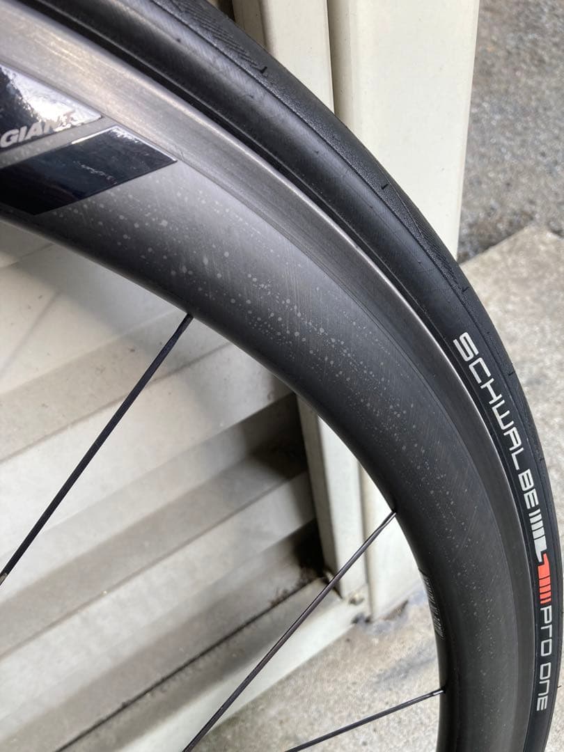 SLR1 カーボンホイール チューブレスタイヤ対応