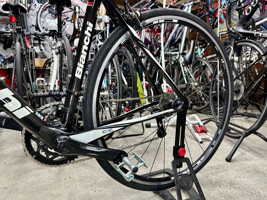 ビアンキ intenso基本分解発送送料無料！完成車配送もご相談ください！