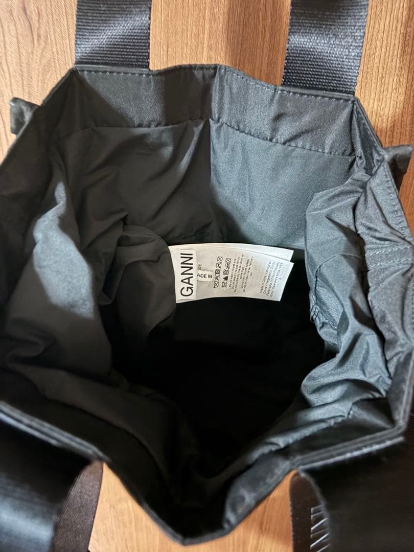 桃子【GANNI 】トートバッグ