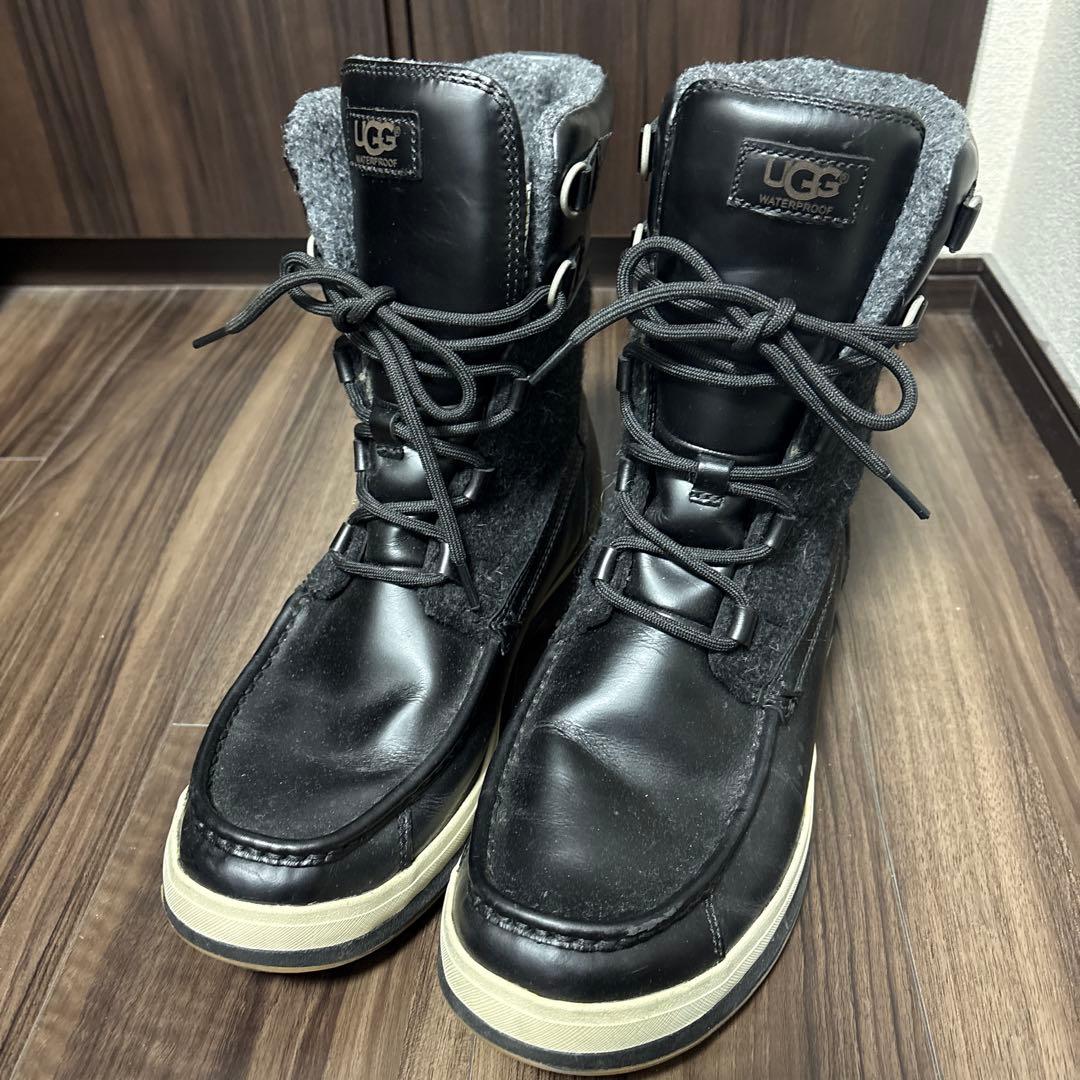 UGG レザー&ファブリックブーツ