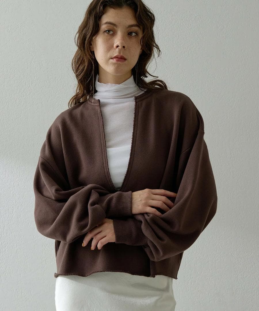 ウィムガゼット　スウェットVネックプルオーバー　ブラウン　新品未使用　今季