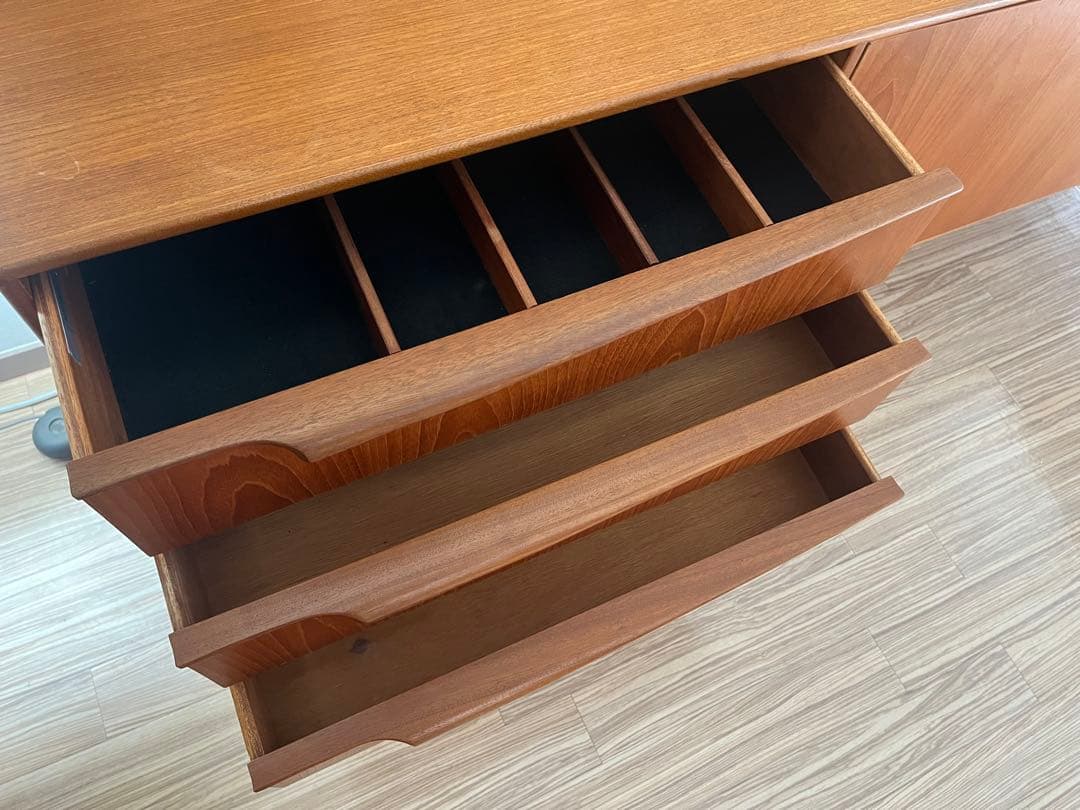 k*0様 【A.H.McINTOSH】　チークサイドボード マッキントッシュ