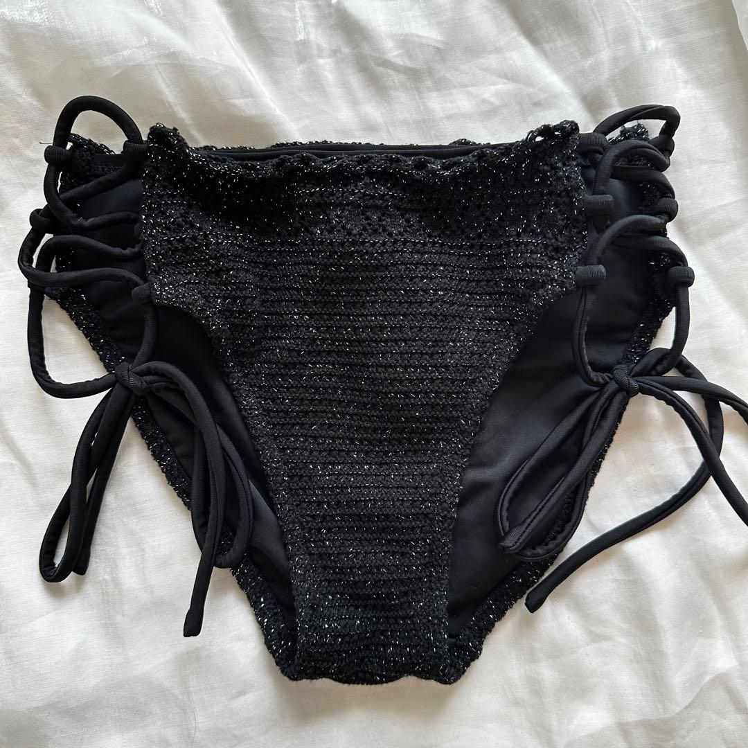 ラメニットスカラップビキニ【LIP SERVICE】ブラック 9Mサイズ