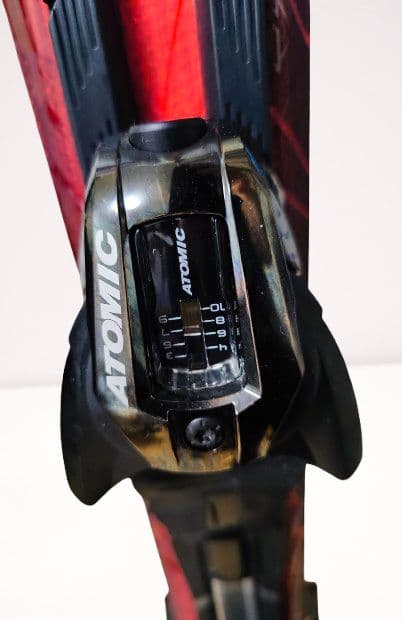 3点スキーセット Atomic Nomadスキー板 +ブーツ+ストック