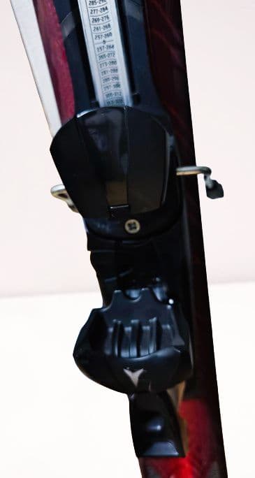 3点スキーセット Atomic Nomadスキー板 +ブーツ+ストック