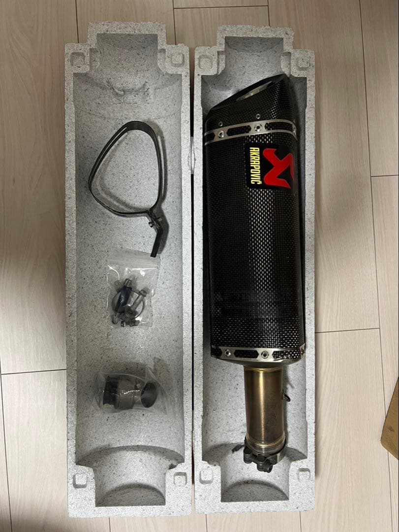 NINJA400アクラポビッチスリップオンマフラー