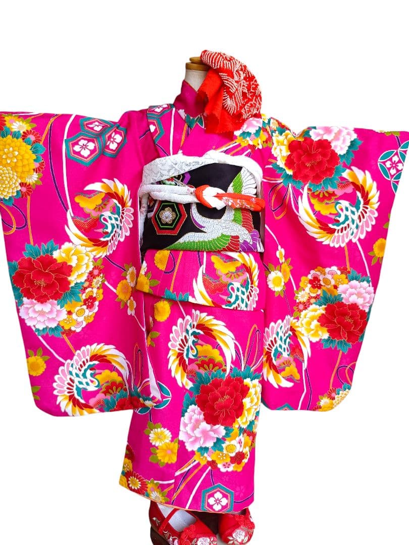 マゼンダピンク、アンティーク風の着物にミニだらり帯