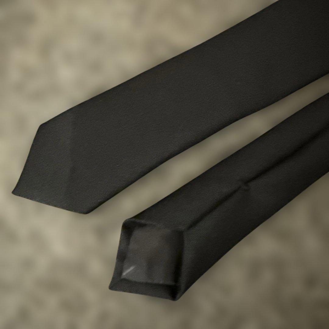 PRADA ブラック ネクタイ