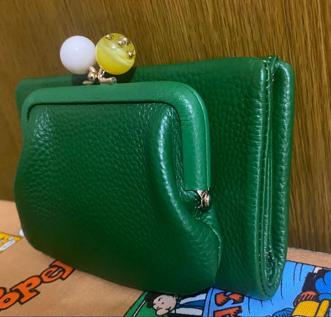 未使用ear PAPILLONNER イアパピヨネ がま口折り財布