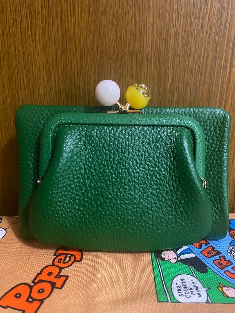 未使用ear PAPILLONNER イアパピヨネ がま口折り財布