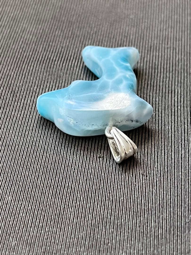 天然石☆高品質！ラリマーイルカ型☆濃いブルー＆ラリマーらしい模様＆形が美しい！