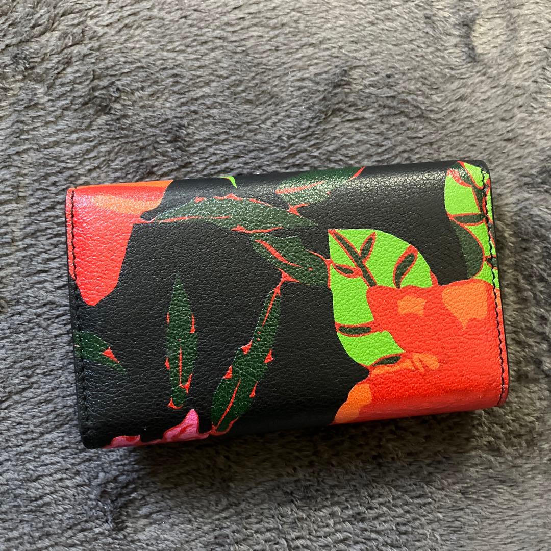 バレンシアガ　キーケース　キーホルダー　ストラップ　財布　花柄　植物