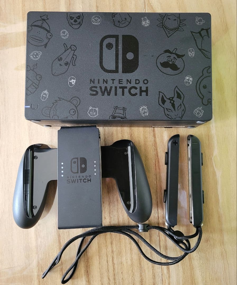 Nintendo Switch FORTNITE版