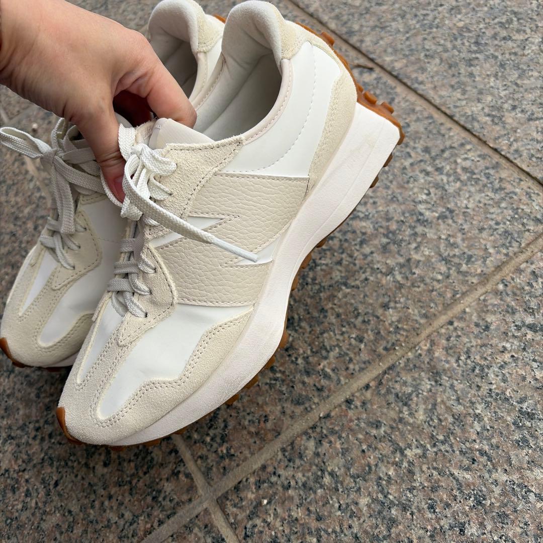 ニューバランス　スニーカー