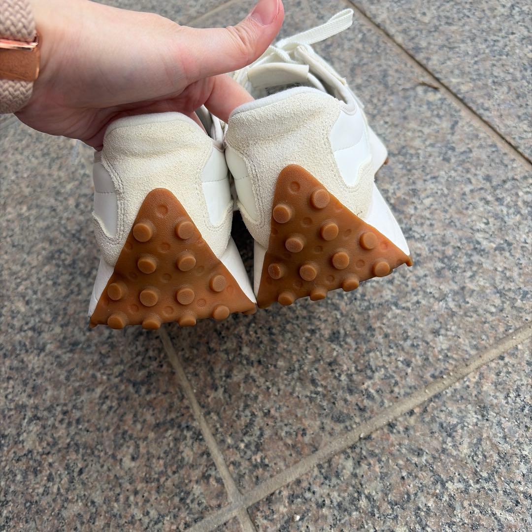 ニューバランス　スニーカー