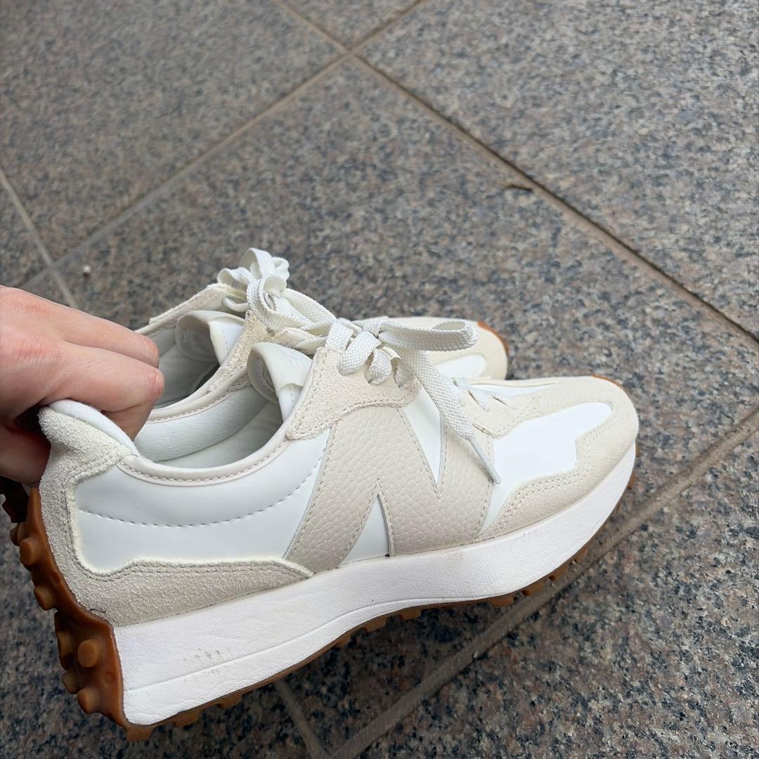 ニューバランス　スニーカー