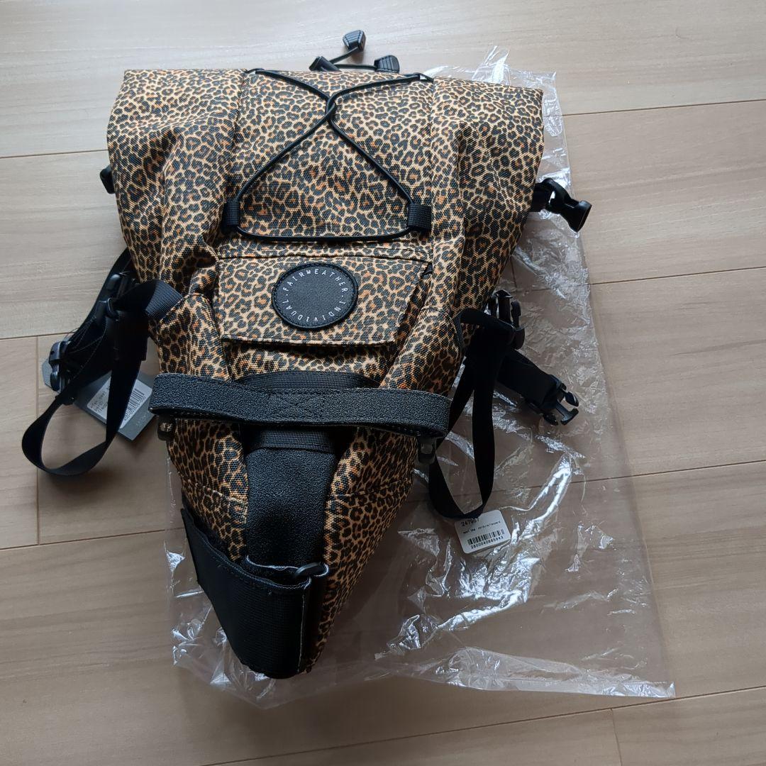 フェアウェザー サドルバッグ レオパード ブルーラグ