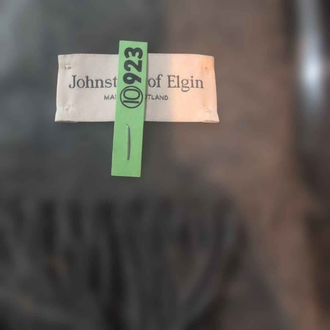 Johnstons of Elgin グレー 　カシミヤ　マフラー　小判