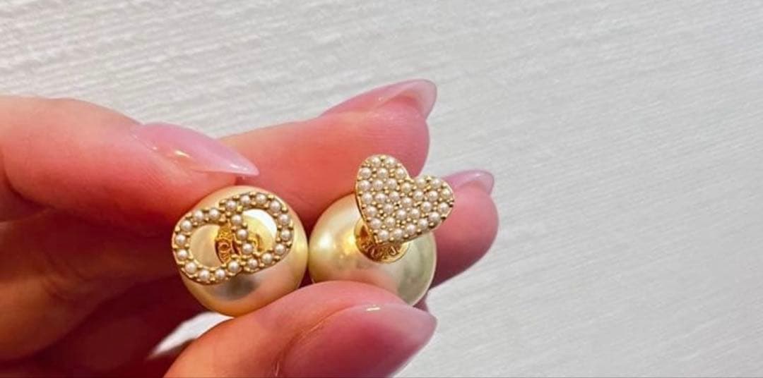 Christian Dior トライバルパールピアス【期間限定値下中】
