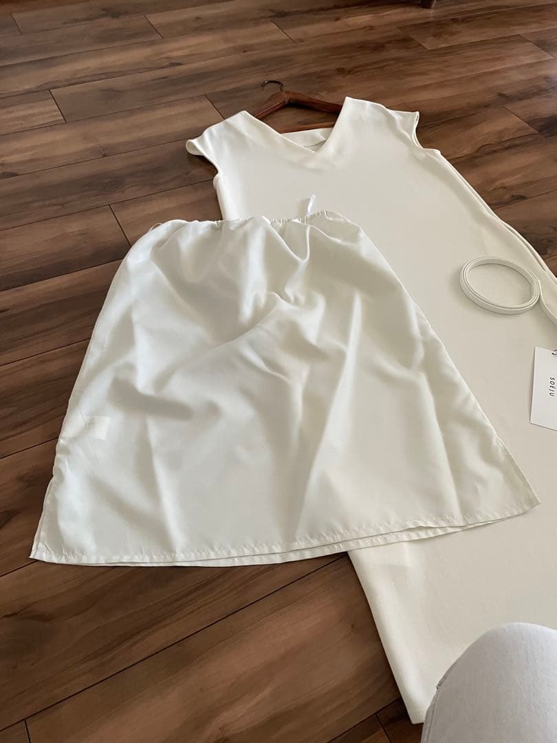 SOEJU ホワイト 2Way ワンピース　別売りベルト付き