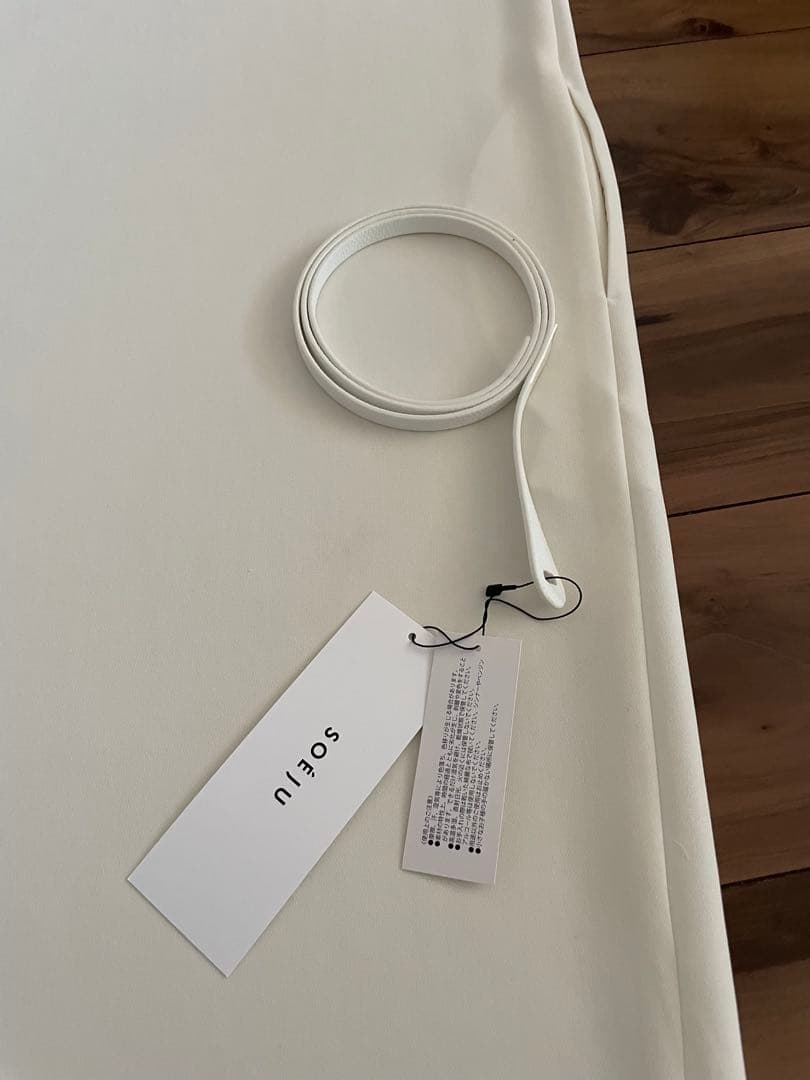 SOEJU ホワイト 2Way ワンピース　別売りベルト付き