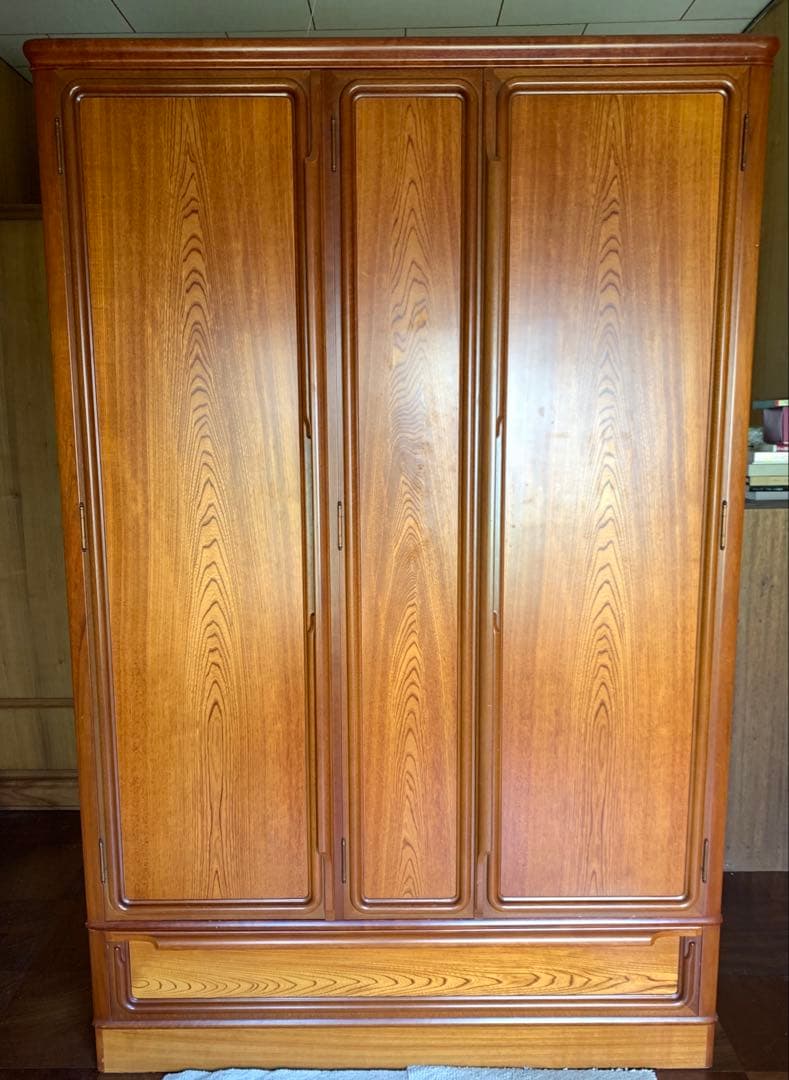 洋服ダンス ワードローブ