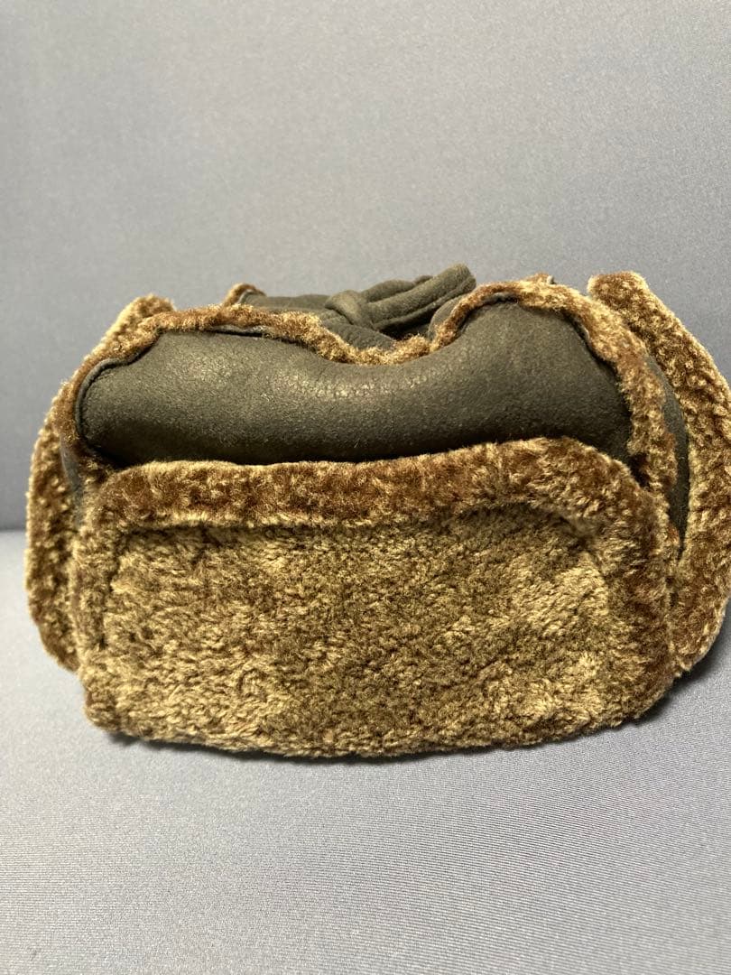 【BURBERRY】バーバリー　エスキモー型　イタリア　帽子　大人　皮 冬