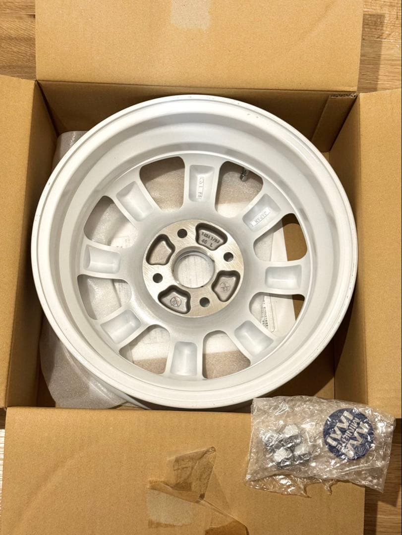 ミニライトホイール新品4本セット ナット付き14インチ