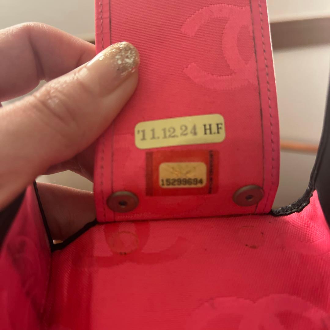 ビックバンウニコ CHANELキーケース