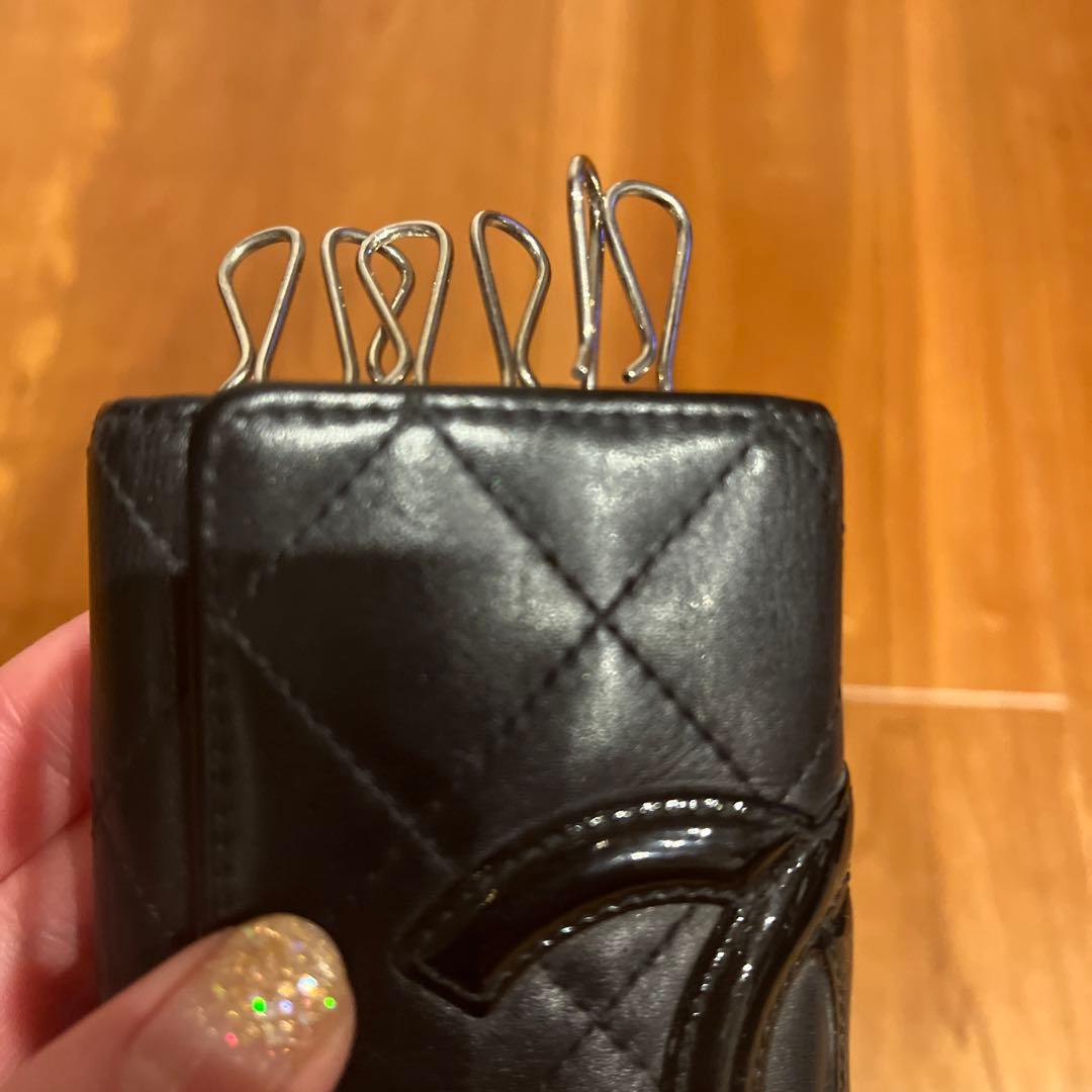 ビックバンウニコ CHANELキーケース