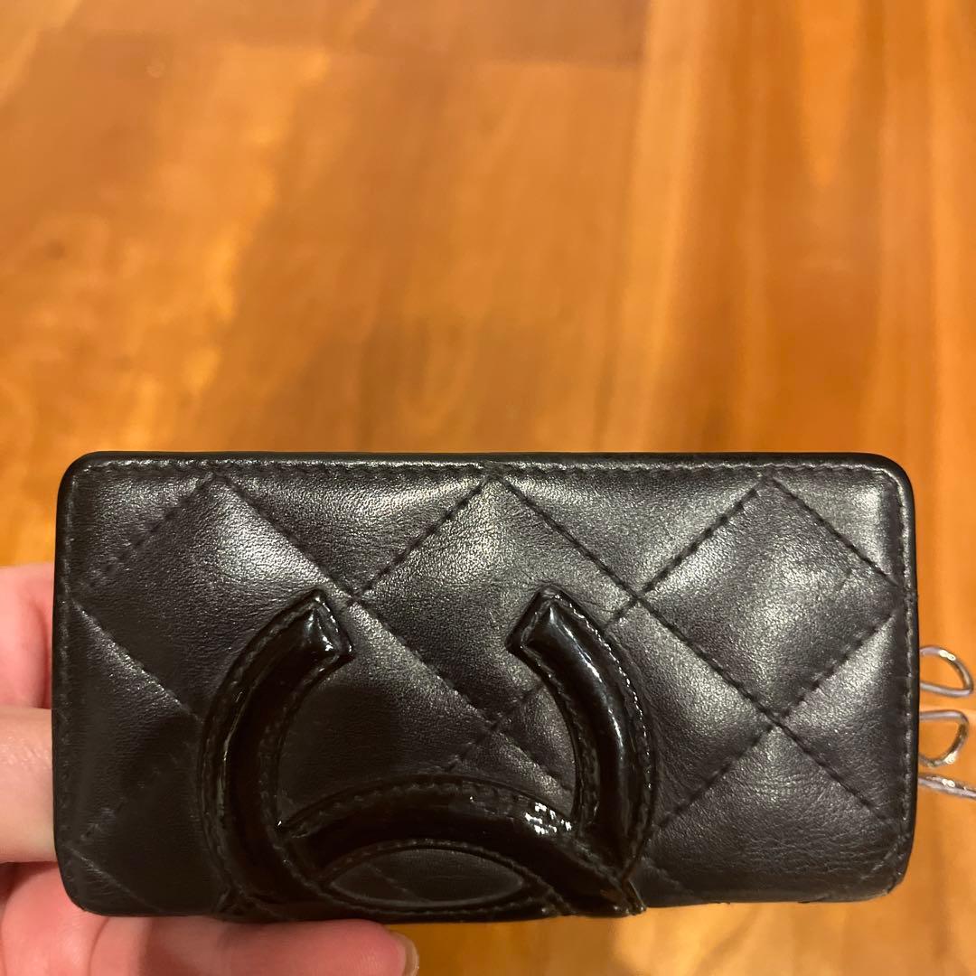 ビックバンウニコ CHANELキーケース