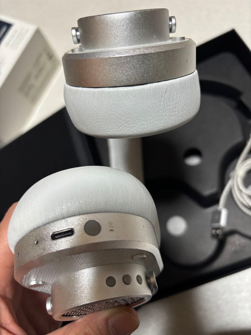 Master & Dynamic MH40 ワイヤレスヘッドホン