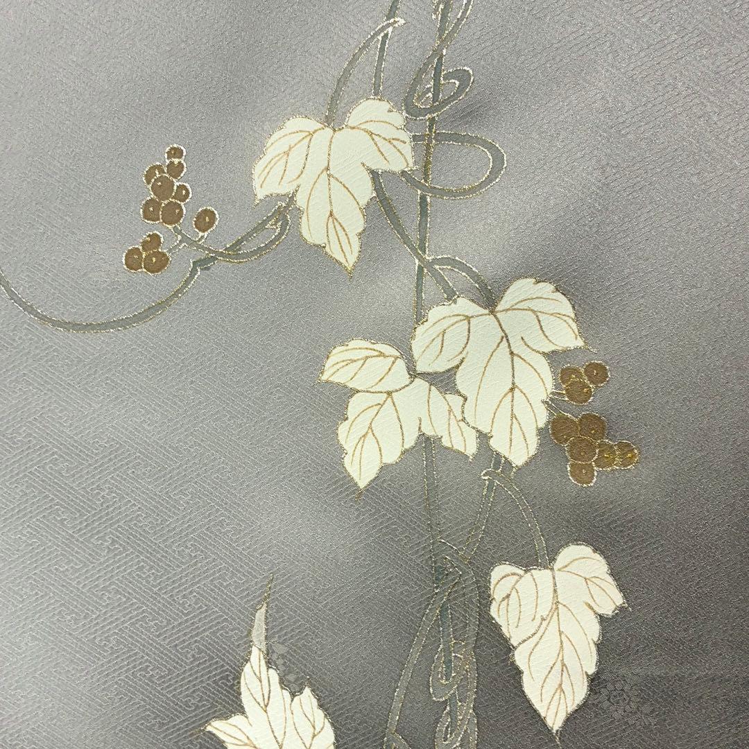 D212 訪問着　蔦の葉　グレー　一つ紋　正絹　着物　袷　極美品