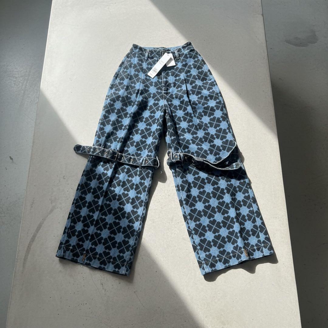 新品タグ付き❤️PAMEO POSE クローバー柄　パンツ　デニムMサイズy2k