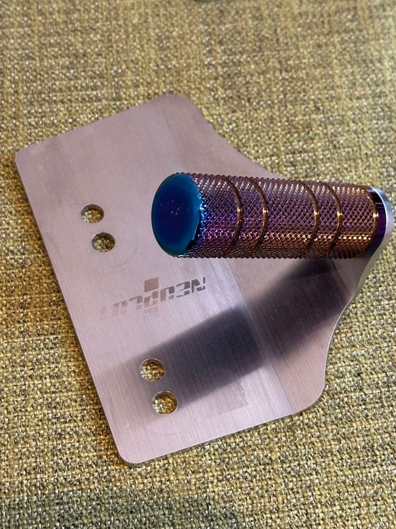 ネオプロト フットレストバーNEO GR86(ZN8) チタンコーティング