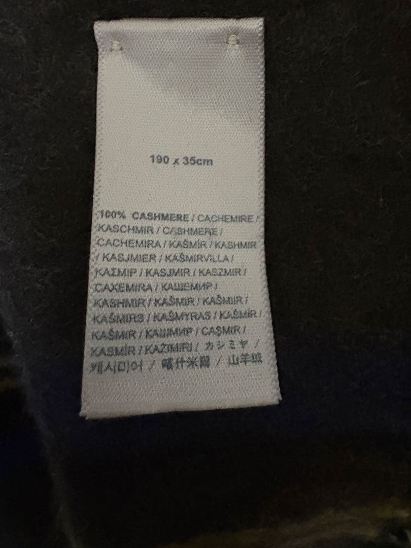 Johnstons of Elgin タータンチェックマフラー