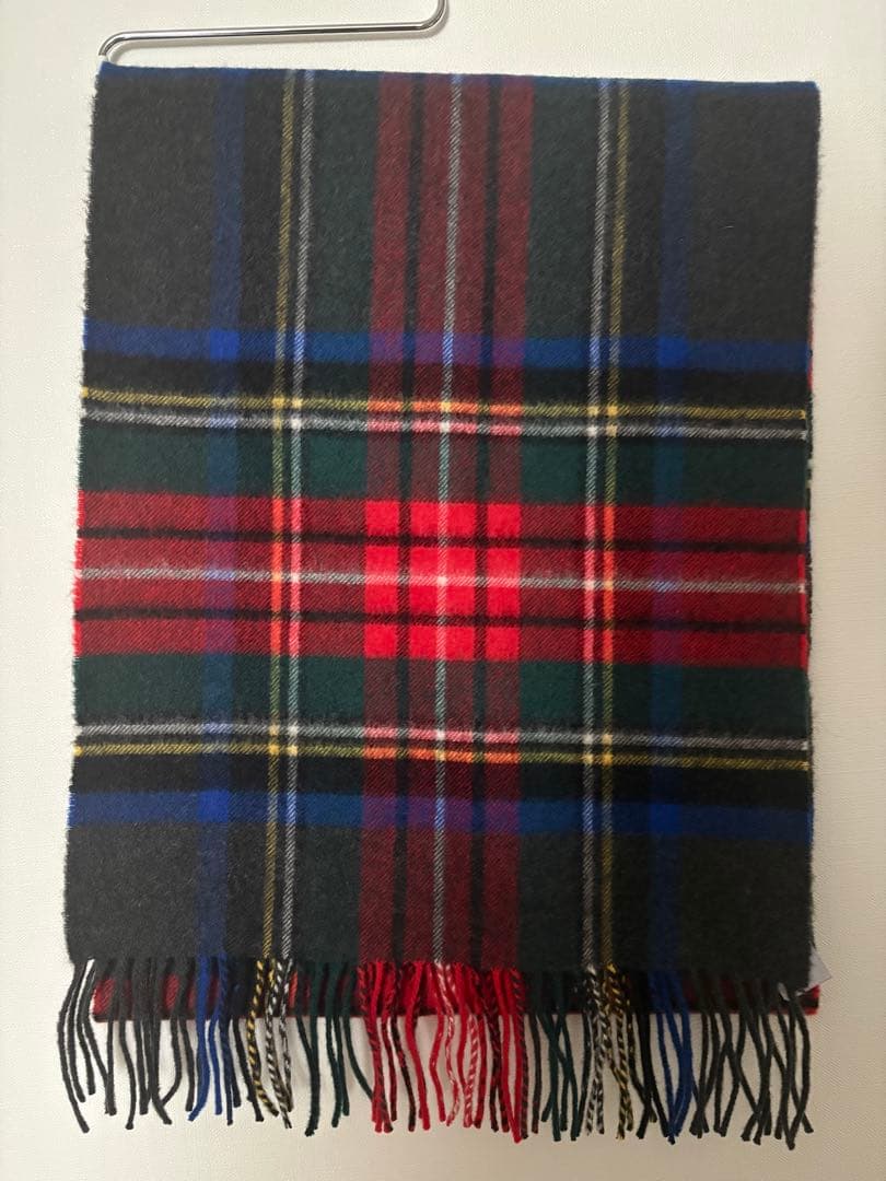 Johnstons of Elgin タータンチェックマフラー