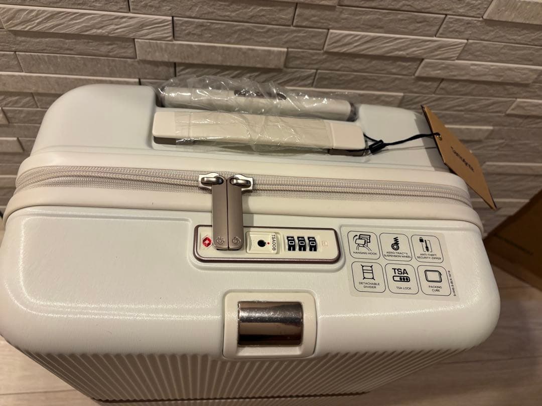 新品未使用⭐︎Samsonite キャリーケースミンタースピナー55
