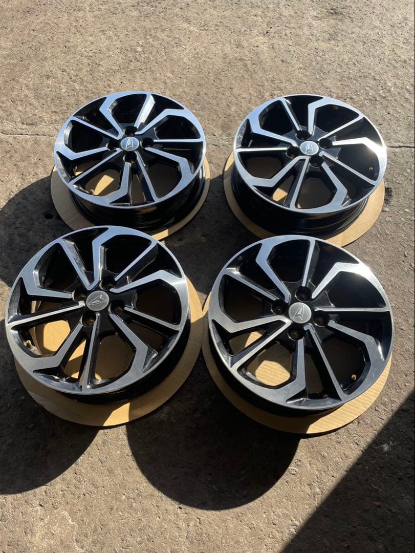 純正アルミホイール