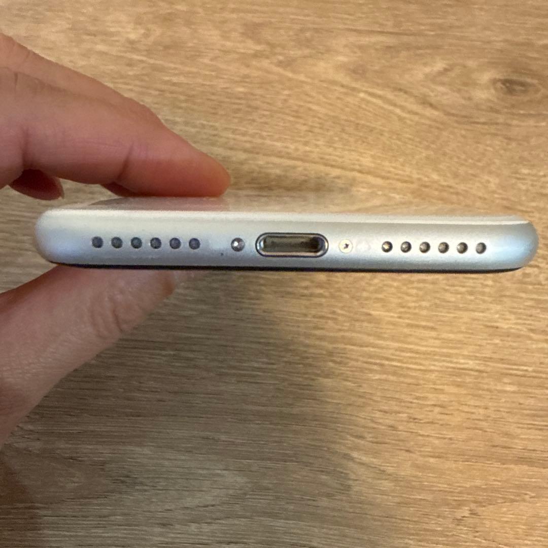 iPhone SE (第2世代) ホワイト 64GB 本体