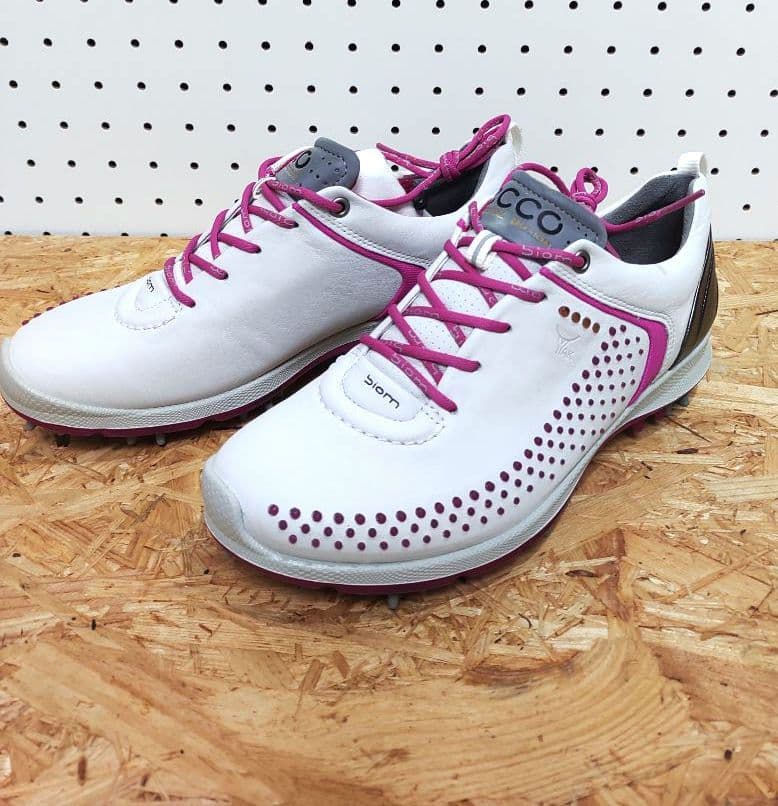 ECCOゴルフシューズ37 23.5cmソフトスパイクbiom