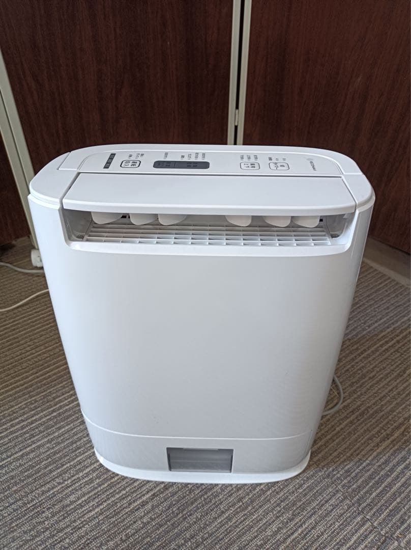 八5147【Panasonic】2018年製　衣類乾燥除湿機 F-YZR60