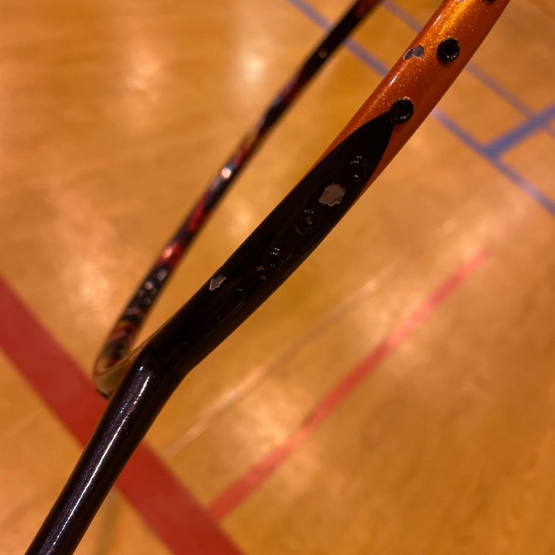 初代アストロクス99 4UG5 ヨネックスバドミントンラケット