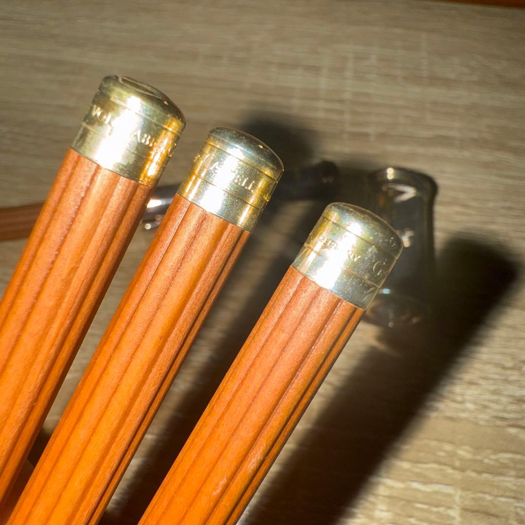 tons 　Graf von Faber-Castell 鉛筆セット